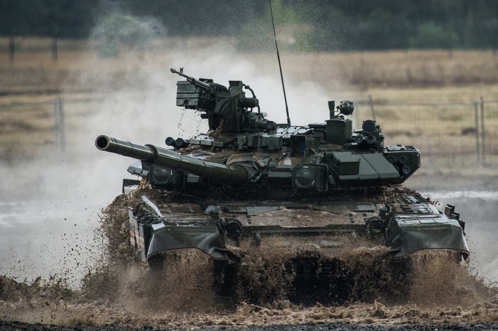 T-90 Tank Run