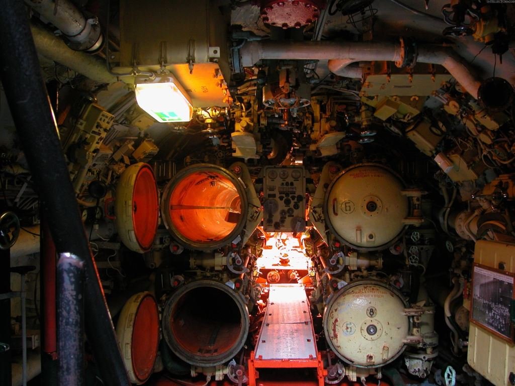 Submarine torpedo