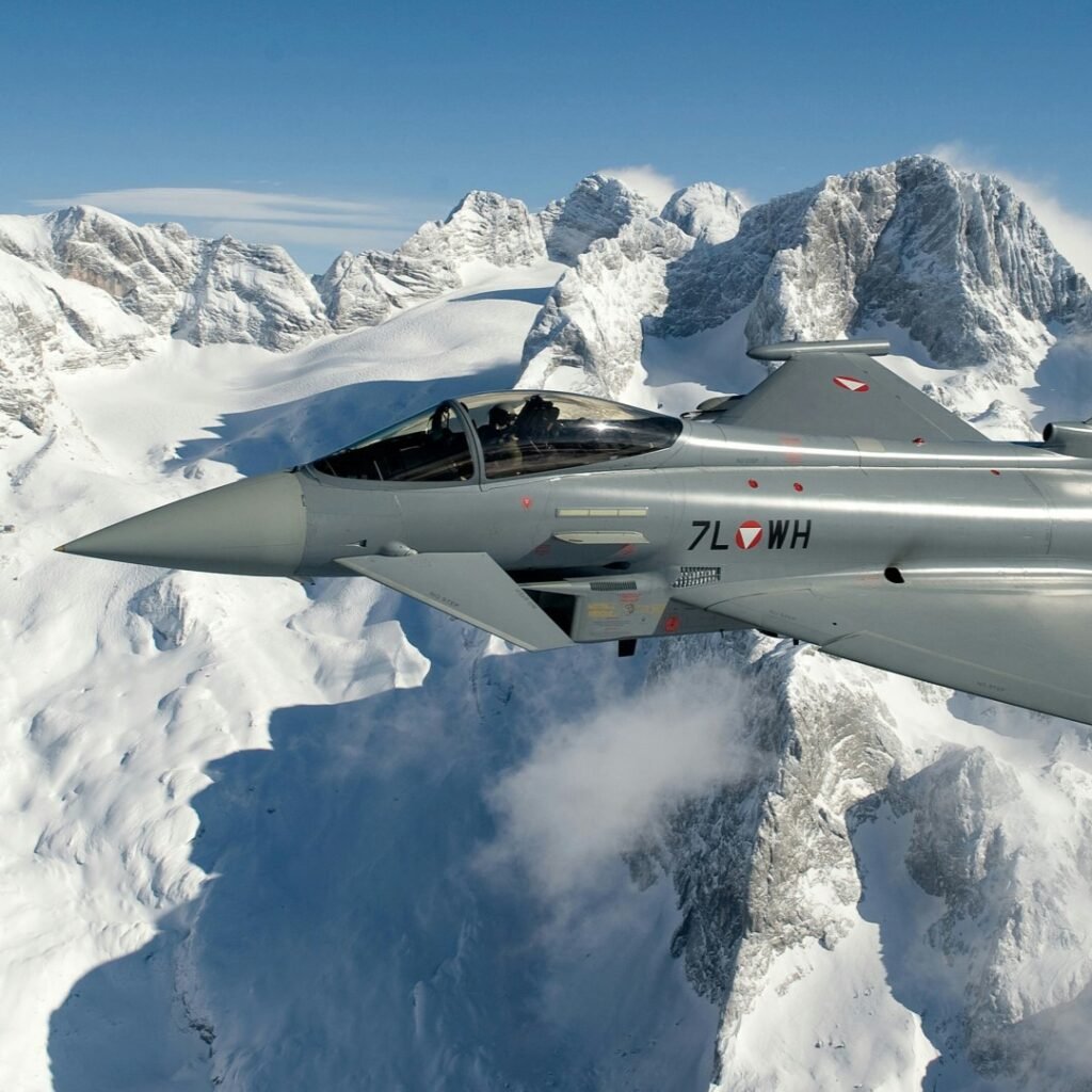 Eurofighter Typhoon Fighter Plane-War Thunder